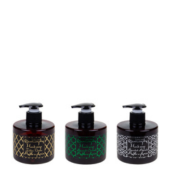 A set of oriental soaps 3x 300ml